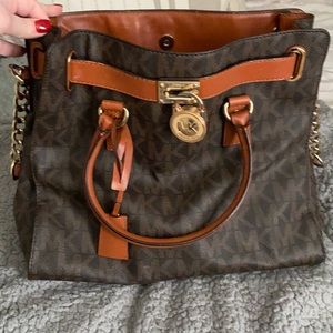 Sold !!Michael kors MK staffiano tote with wallet
